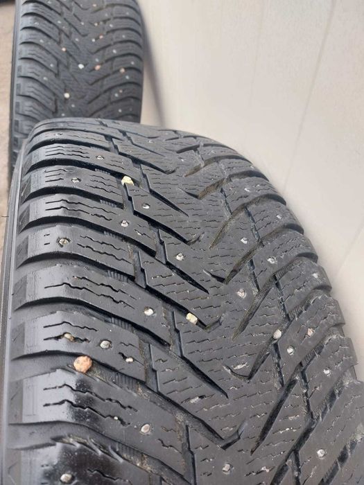 Продам зимние шины 265/65 R17