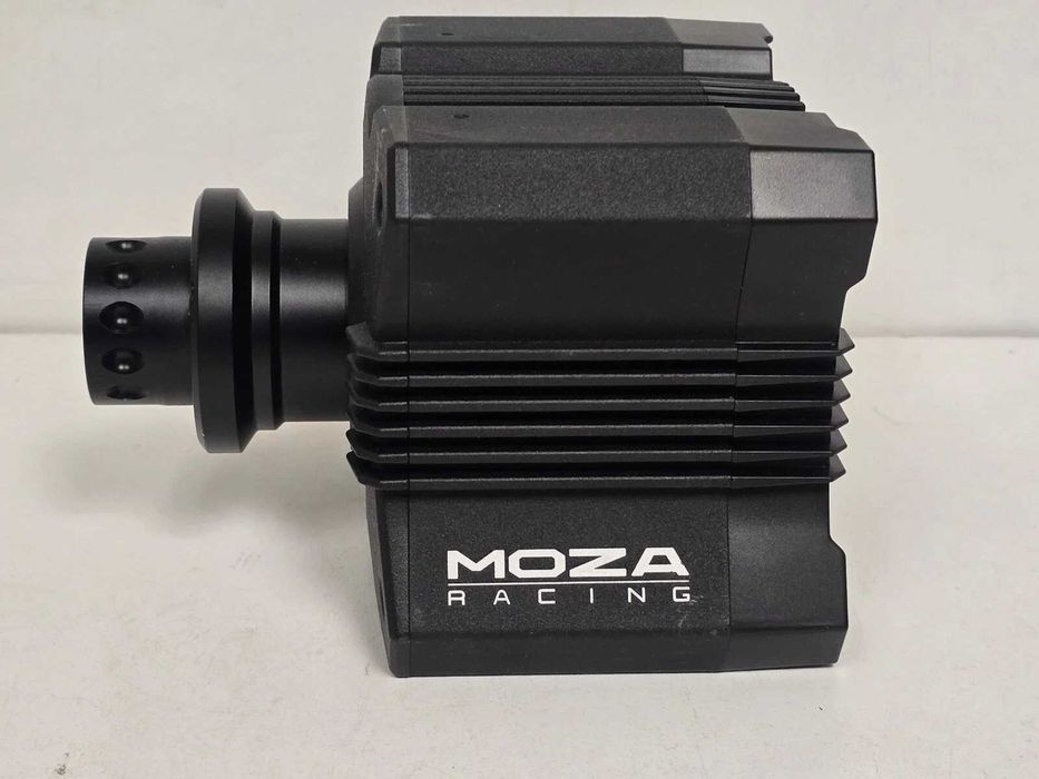 Продам базу руля Moza R5