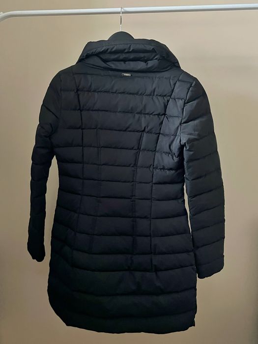 дамско зимно яке Guess