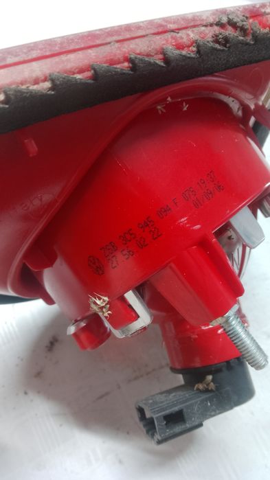 stop dreapta hayon  volkswagen passat b6 berlina - motorina 2008