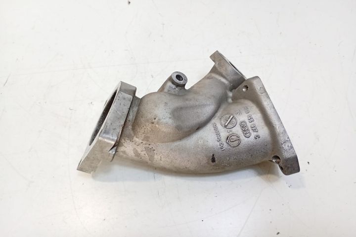 Distribuitor  galerie admisie 059145997C Audi Q7 4L seria