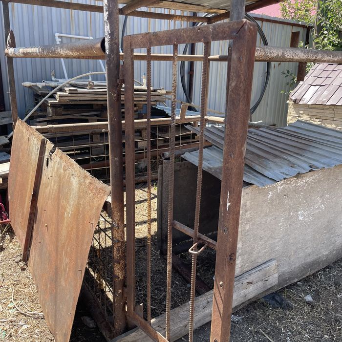 Продам клетку вальер.