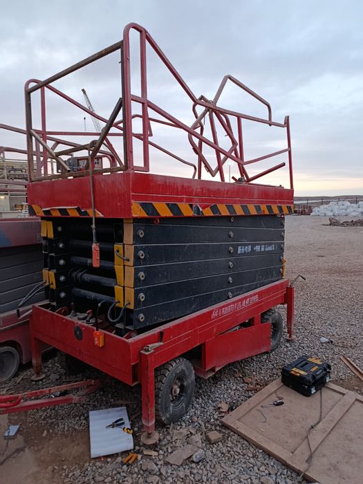 10 m padyomnik prastoy