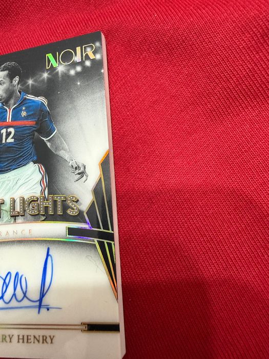 Thierry Henry – Night Lights Auto 02/10 2024-25 Panini Noir Soccer