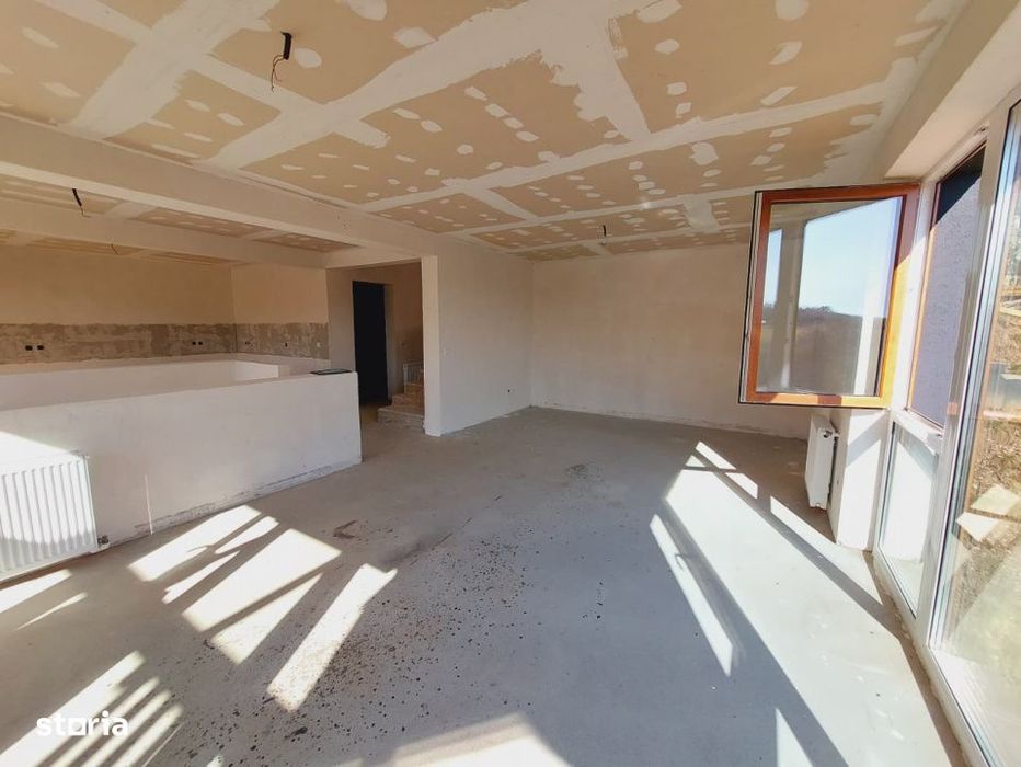 Casa tip Duplex, 130 mp, teren 450 mp, panorama sud, loc. Stolna