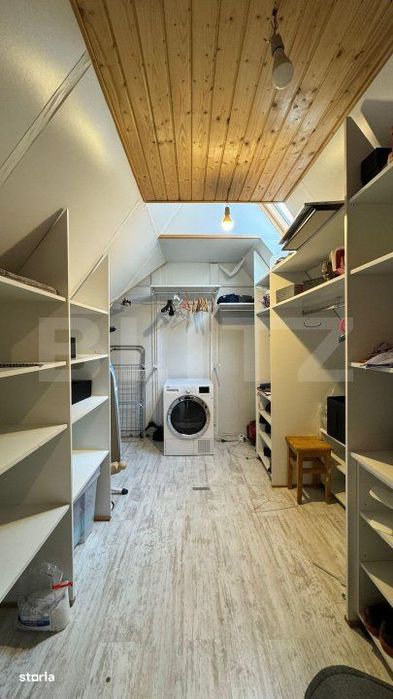 Apartament cu 4 camere, 150 mp, in Centrul Istoric al Brasovului