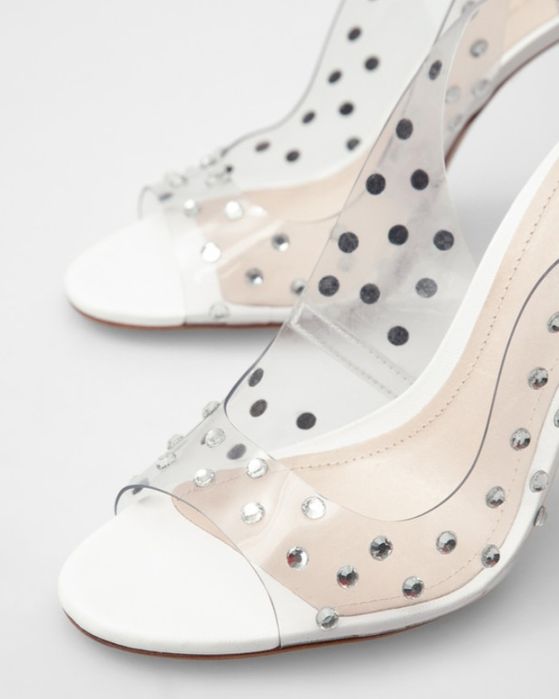 Босоножки SCHUTZ
Бразилия, прозрачные со стразами