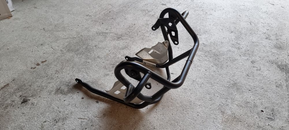 Parbriz Givi V-Strom 1050 + crash bar OE