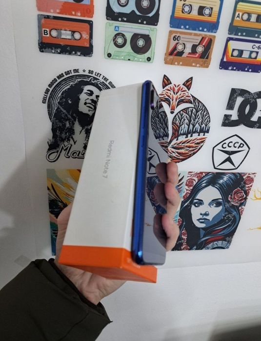 Redmi note 7 память 64гб всё родное идеальное состояние