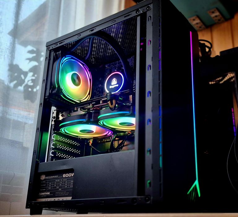 Pc gaming Ryzen 5 RX 5700 XT 8GB 16GB RAM NVMe 512GB