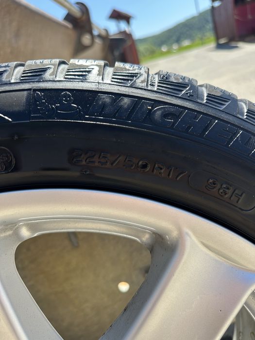 Roti complete R17 Audi  225/50R17 anvelope