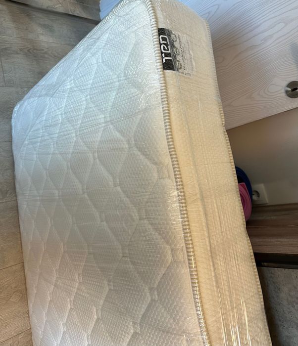 Матрак 90/200 Тед Фаворит Ортопедик един месец използван