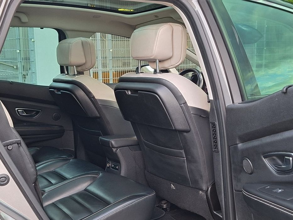 Renault Scenic 4 • INIȚIALE PARIS • Bose • An 2018 •