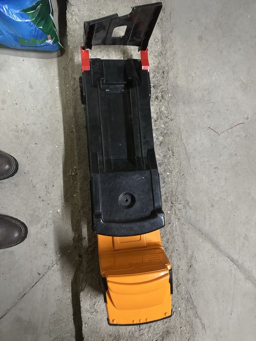 Машинка в хорошем состоянии