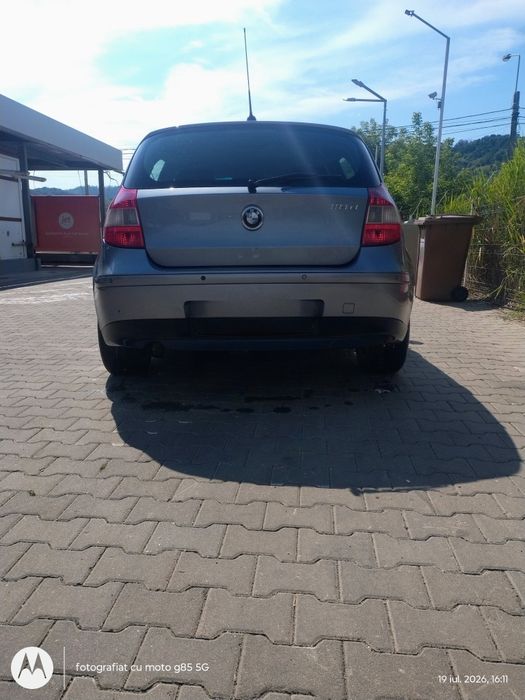 Vând Seria 1 118d 2005