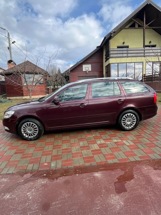 SKODA Octavia 2011 — imagine 4