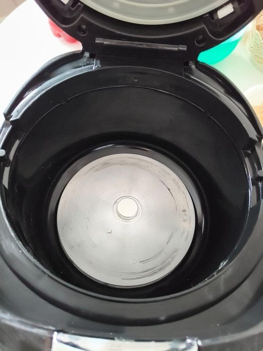 Продам мультиварку redmond rmc-70