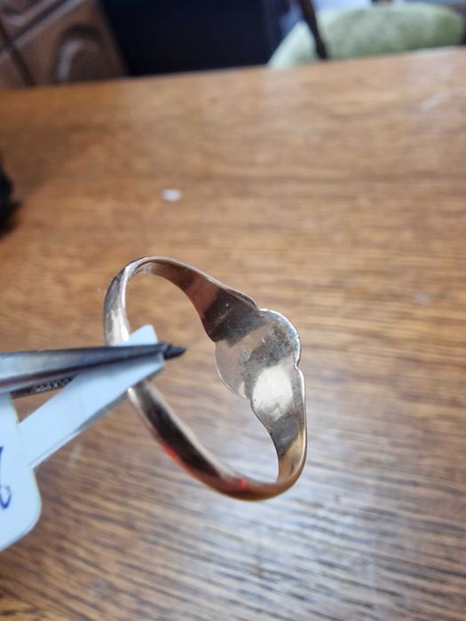 Дамски Златен Пръстен- Заложна къща Галерия 65