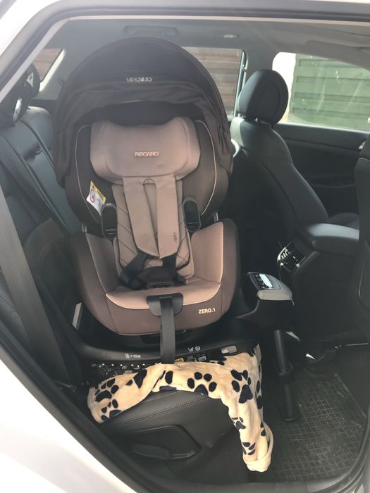 Scaun copil Recaro Zero.1 i-size cu parasolar de la 0 luni la 5 ani
