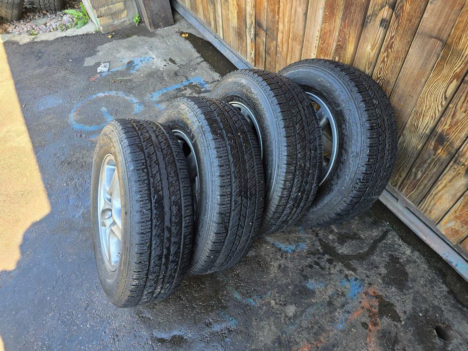 225-70-R16 диски с резиной RX300