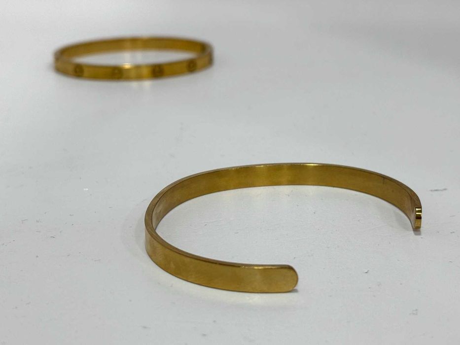 2бр. Дамски Гривни / тип: Златни