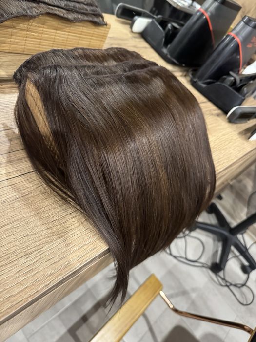 ЕСТЕСТВЕНА КОСА на треса готова за поставяне