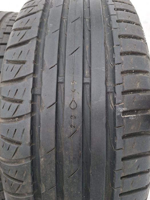 Продам шины. 215/60/16 нокиа