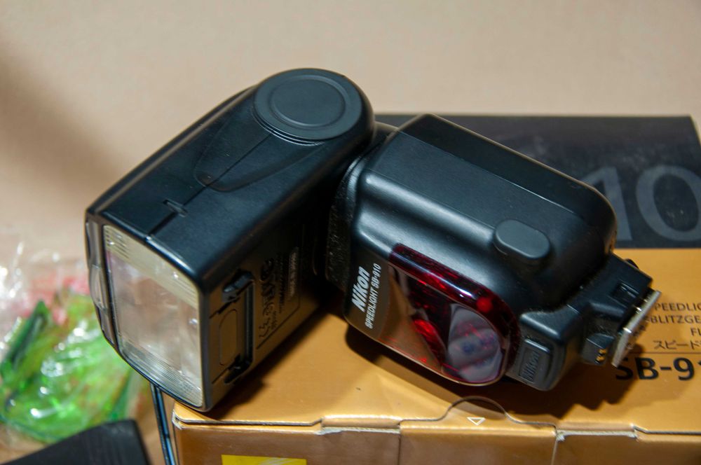 Nikon SB910 speedlight