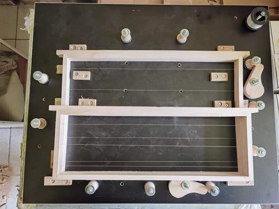 Станок за обтелване на рамки хоризонтално и вертикално