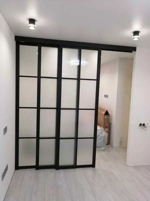 LOFT — bu shunchaki eshik emas. Bu uslub, qulaylik va sifat demakdir.