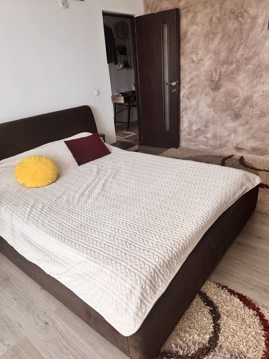 Inchiriez apartament 3 camere