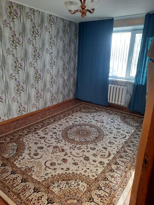 Продам 2ком.кв в районе Алтын алма