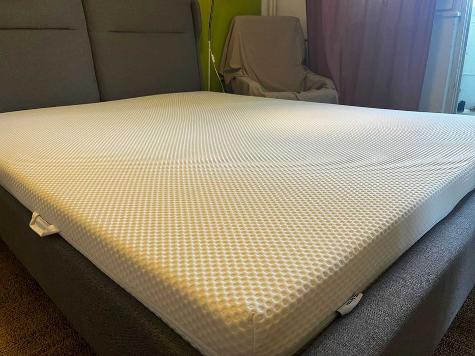 Saltea impecabila, doua starturi de spuma ABYGDA IKEA, 160x200
