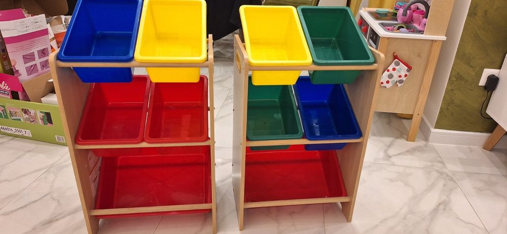 Органайзер етажерка  за детски играчки с кутии