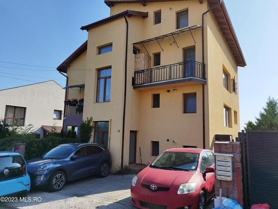 Închiriez apartament 3 camere - cartier Europa - 550 euro
