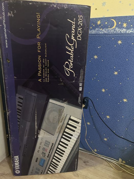 Синтезатор YAMAHA DHC-205