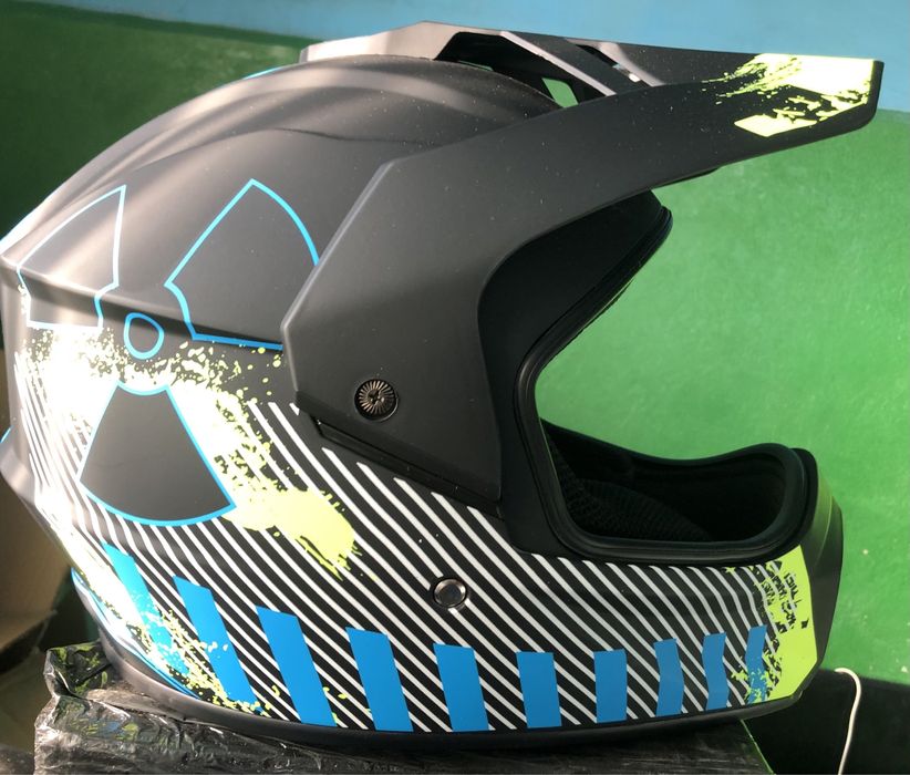 casti moto diferite marimi