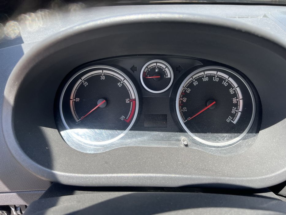 Opel Corsa D 1.3CDTi 2010г. На Части