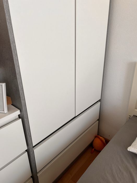 Dulap jysk tineret , camera , in stare foarte buna