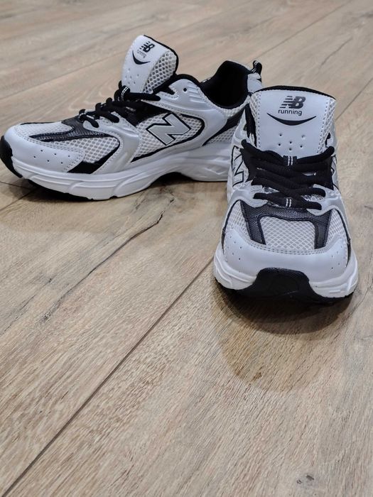 Кроссовки мужские