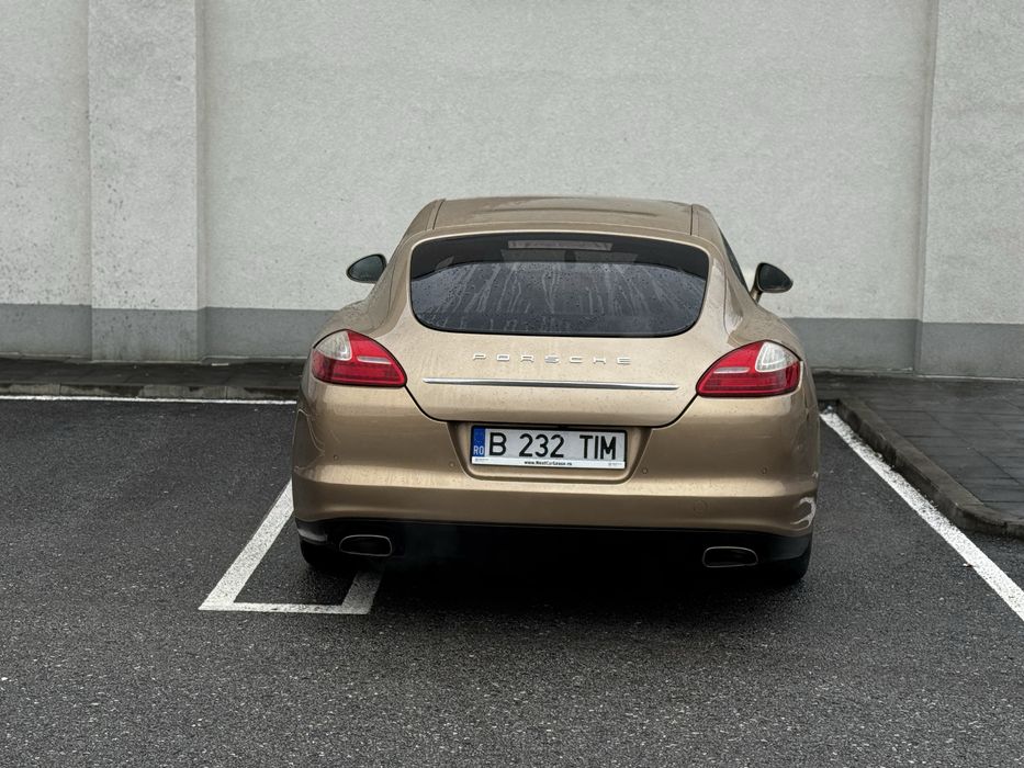 Porsche Panamera 3.6 300cp
