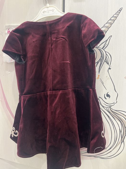 Продам жилетку детскую