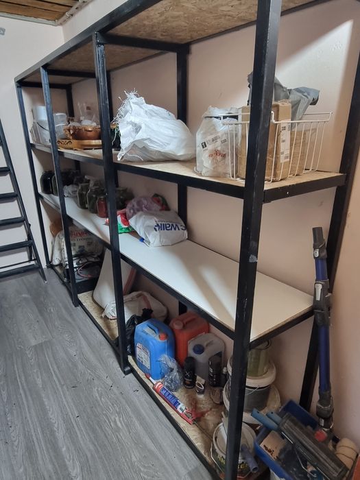 Металлические стеллажи