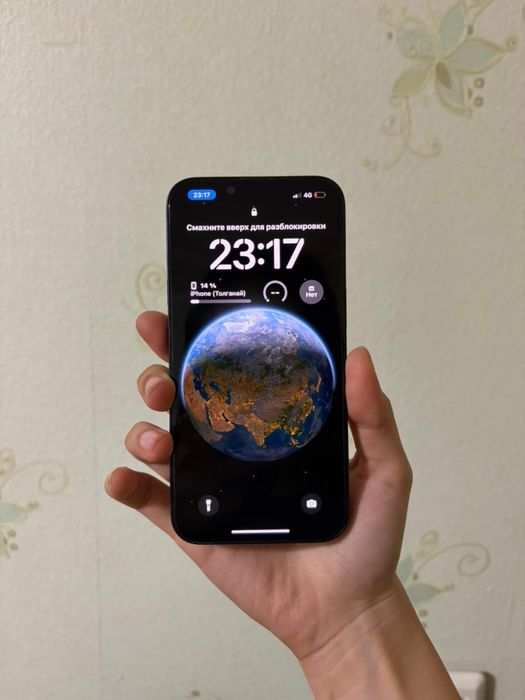 Продам Iphone 13 черный