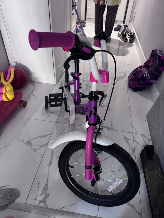 Велосипед детский (доя девочек)