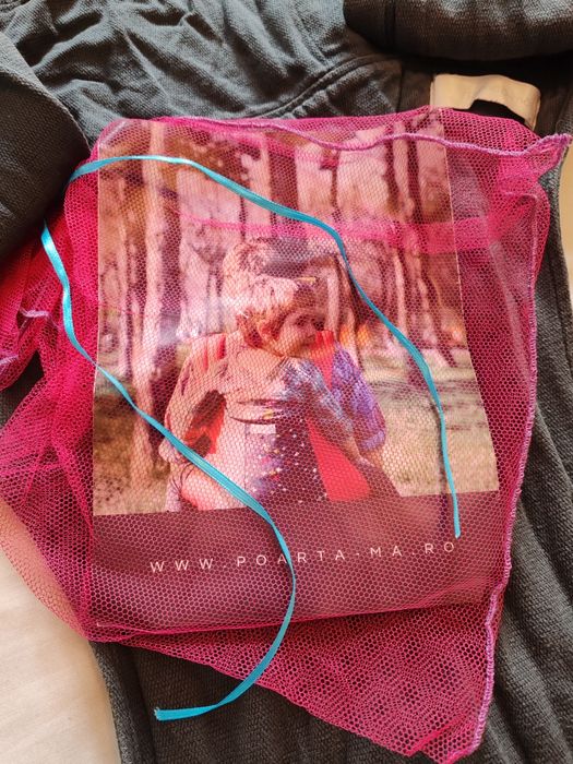 Marsupiu Wrap tai baby wearing poarta ma