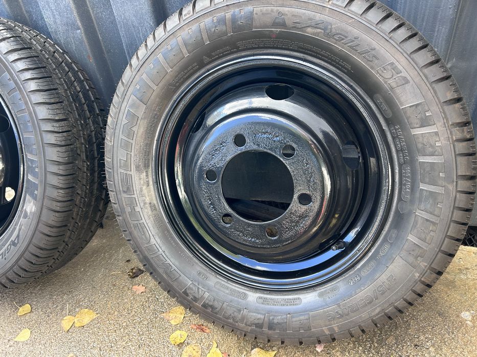 215/65/16 C 2бр. летни гуми с джанти Michelin Agilis  ЧИСТО НОВИ!!!