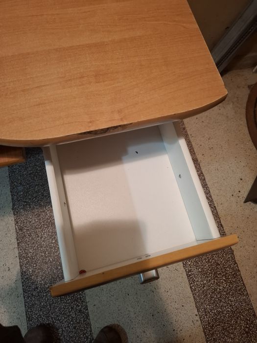 Бюро използвано - 5€