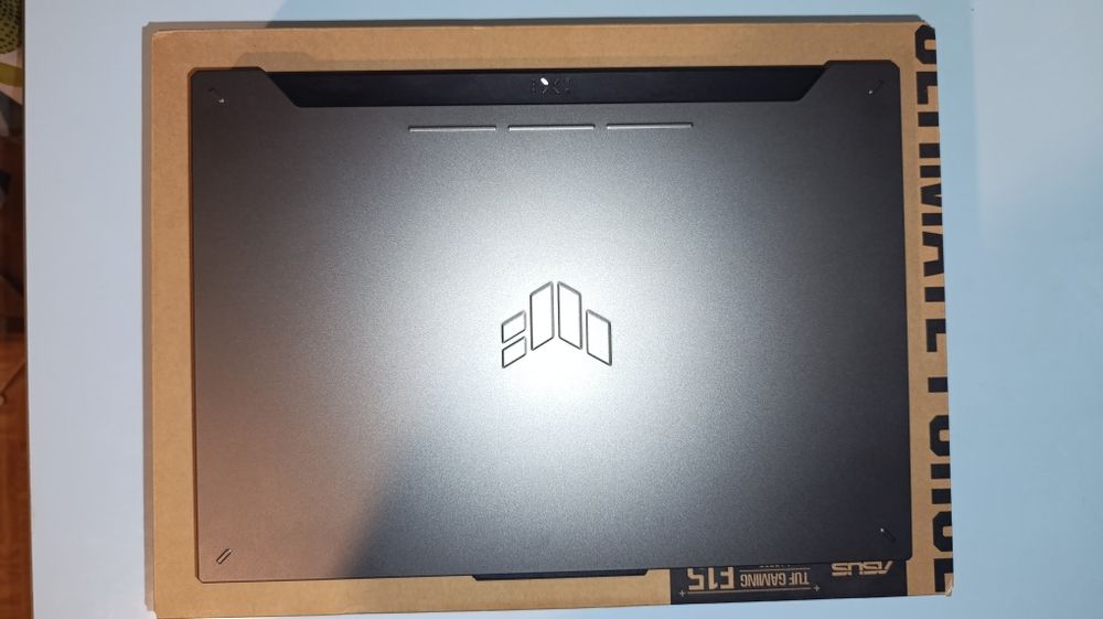 ASUS TUF F15. Rtx 4060.