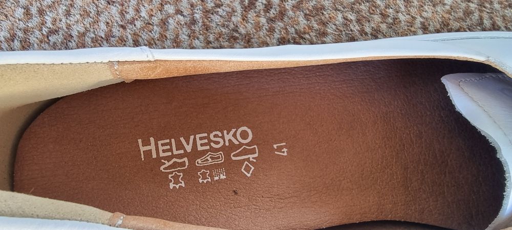 Pantofi de piele naturala